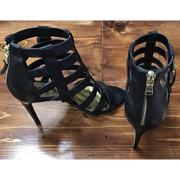 Woman’s Ralph Lauren Blacks Heals Size 7.5 - Picture 4 of 5